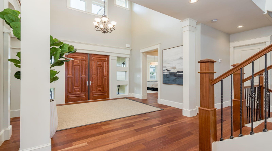 Clearwater Beach, Florida 33767, 5 Bedroom Bedrooms, ,4 Bathroombathrooms,Residential,For Sale,Midway,0,Mfrtb8399954