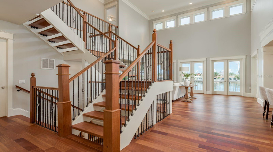 Clearwater Beach, Florida 33767, 5 Bedroom Bedrooms, ,4 Bathroombathrooms,Residential,For Sale,Midway,0,Mfrtb8399954