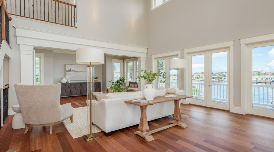 Clearwater Beach, Florida 33767, 5 Bedroom Bedrooms, ,4 Bathroombathrooms,Residential,For Sale,Midway,0,Mfrtb8399954