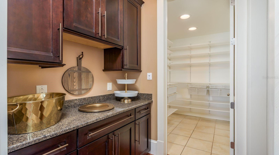 Clearwater Beach, Florida 33767, 5 Bedroom Bedrooms, ,4 Bathroombathrooms,Residential,For Sale,Midway,0,Mfrtb8399954