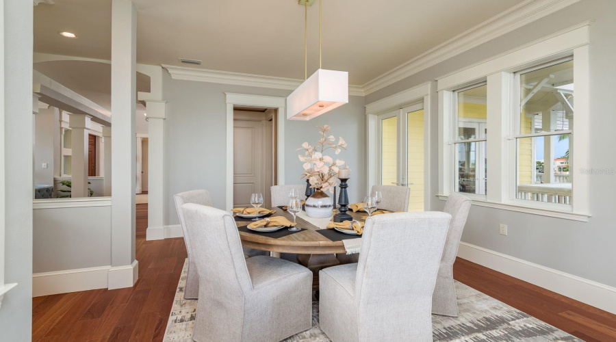 Clearwater Beach, Florida 33767, 5 Bedroom Bedrooms, ,4 Bathroombathrooms,Residential,For Sale,Midway,0,Mfrtb8399954