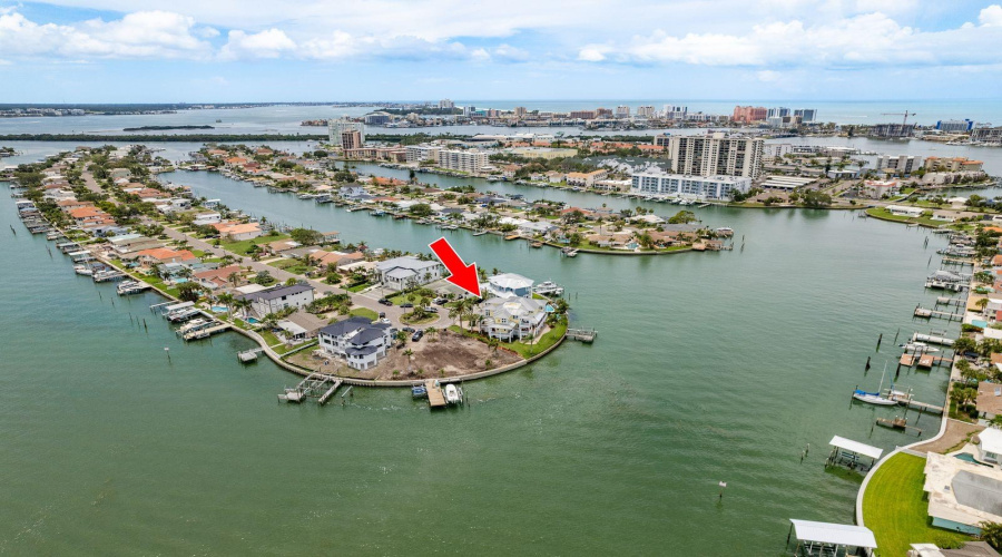 Clearwater Beach, Florida 33767, 5 Bedroom Bedrooms, ,4 Bathroombathrooms,Residential,For Sale,Midway,0,Mfrtb8399954