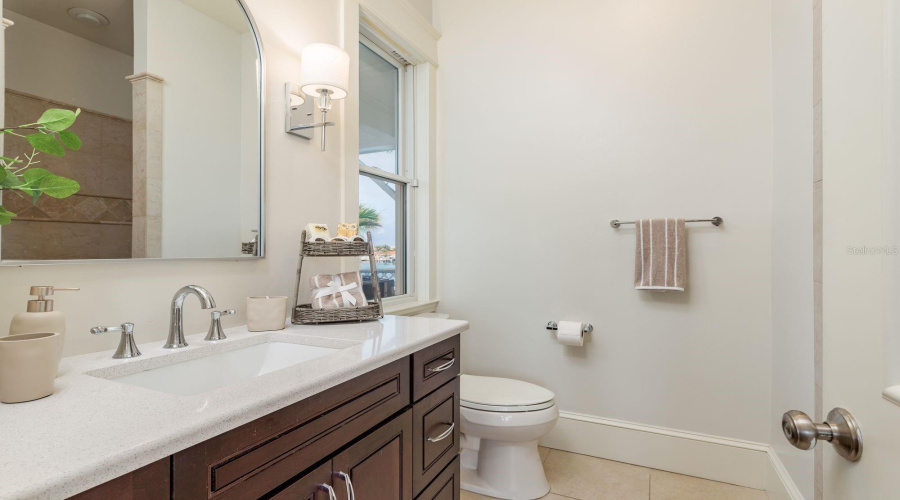 Clearwater Beach, Florida 33767, 5 Bedroom Bedrooms, ,4 Bathroombathrooms,Residential,For Sale,Midway,0,Mfrtb8399954