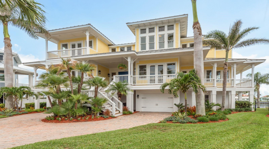 Clearwater Beach, Florida 33767, 5 Bedroom Bedrooms, ,4 Bathroombathrooms,Residential,For Sale,Midway,0,Mfrtb8399954
