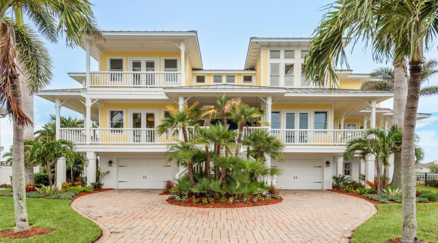 Clearwater Beach, Florida 33767, 5 Bedroom Bedrooms, ,4 Bathroombathrooms,Residential,For Sale,Midway,0,Mfrtb8399954