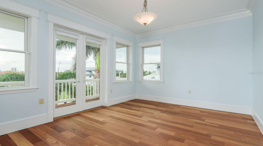 Clearwater Beach, Florida 33767, 5 Bedroom Bedrooms, ,4 Bathroombathrooms,Residential,For Sale,Midway,0,Mfrtb8399954
