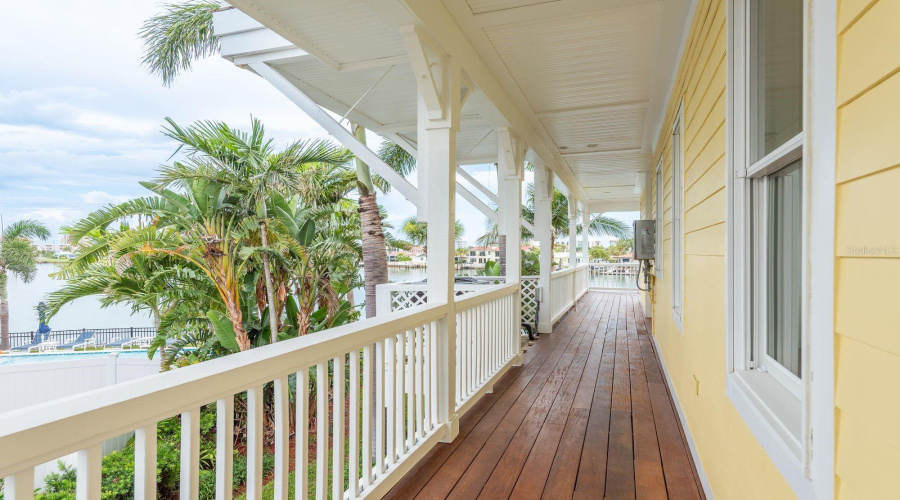 Clearwater Beach, Florida 33767, 5 Bedroom Bedrooms, ,4 Bathroombathrooms,Residential,For Sale,Midway,0,Mfrtb8399954