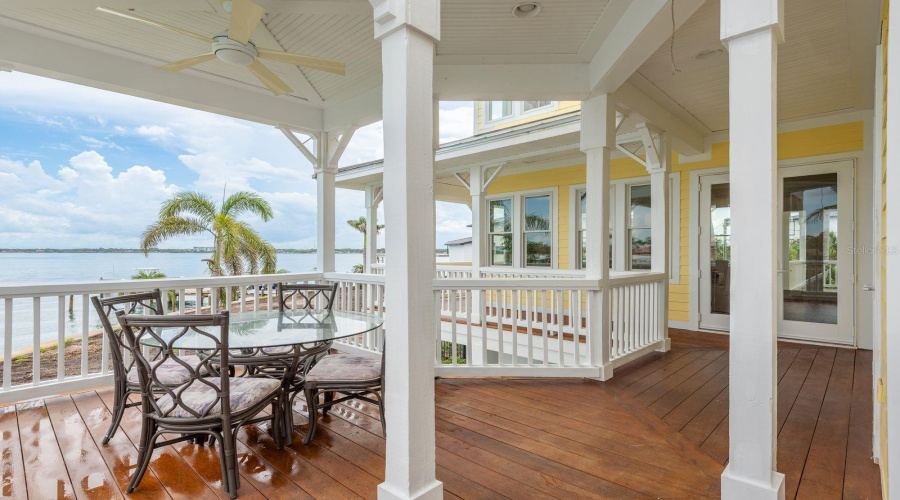 Clearwater Beach, Florida 33767, 5 Bedroom Bedrooms, ,4 Bathroombathrooms,Residential,For Sale,Midway,0,Mfrtb8399954