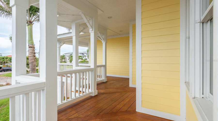 Clearwater Beach, Florida 33767, 5 Bedroom Bedrooms, ,4 Bathroombathrooms,Residential,For Sale,Midway,0,Mfrtb8399954