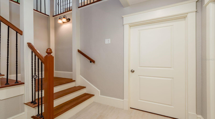 Clearwater Beach, Florida 33767, 5 Bedroom Bedrooms, ,4 Bathroombathrooms,Residential,For Sale,Midway,0,Mfrtb8399954