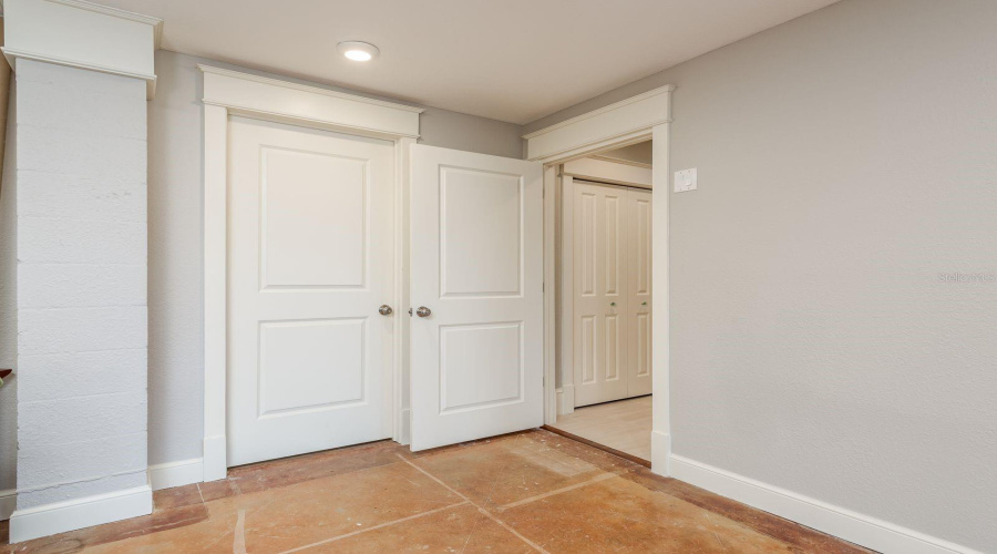 Clearwater Beach, Florida 33767, 5 Bedroom Bedrooms, ,4 Bathroombathrooms,Residential,For Sale,Midway,0,Mfrtb8399954