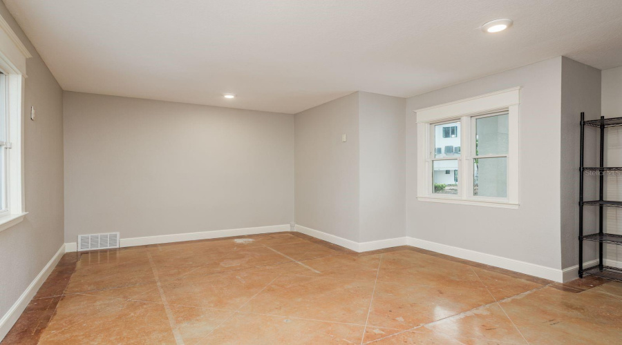 Clearwater Beach, Florida 33767, 5 Bedroom Bedrooms, ,4 Bathroombathrooms,Residential,For Sale,Midway,0,Mfrtb8399954