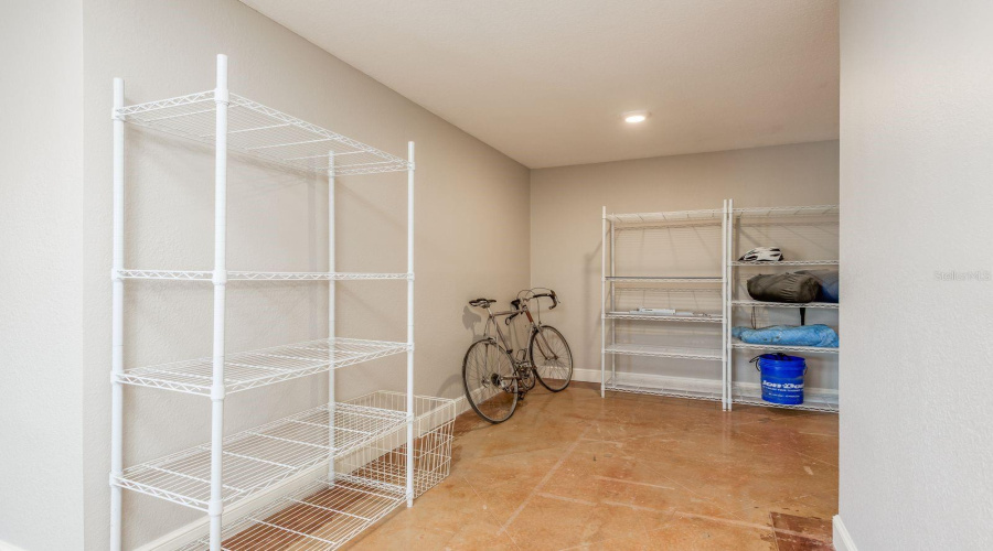 Clearwater Beach, Florida 33767, 5 Bedroom Bedrooms, ,4 Bathroombathrooms,Residential,For Sale,Midway,0,Mfrtb8399954