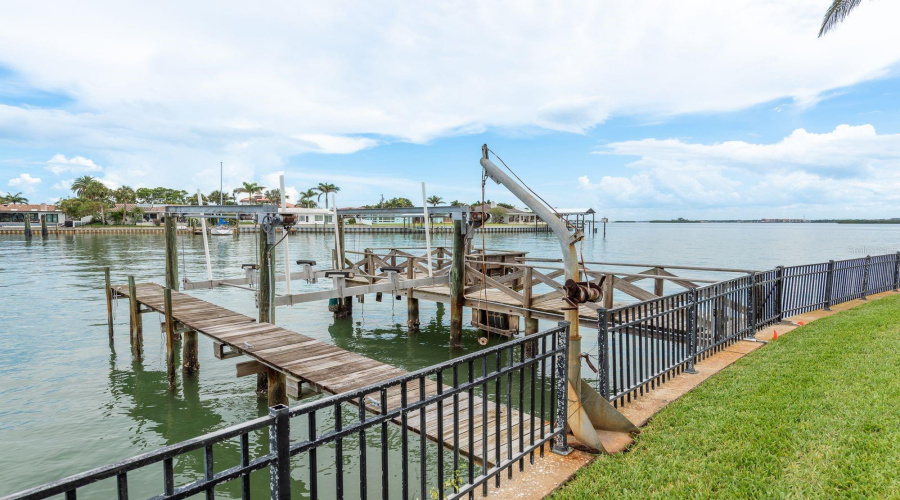 Clearwater Beach, Florida 33767, 5 Bedroom Bedrooms, ,4 Bathroombathrooms,Residential,For Sale,Midway,0,Mfrtb8399954
