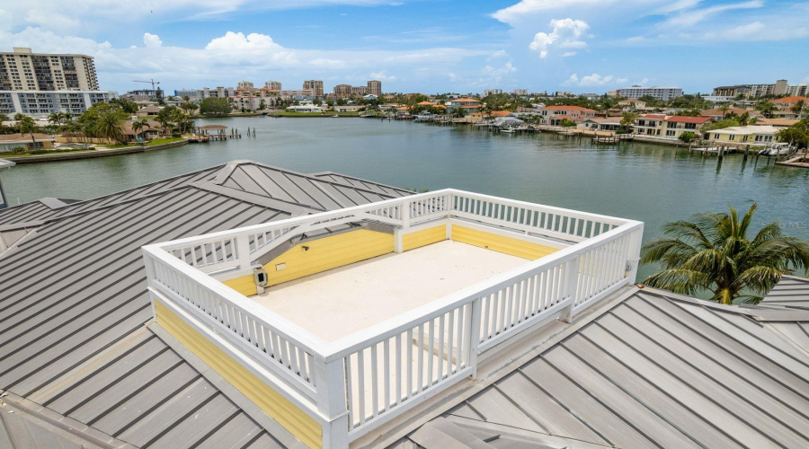 Clearwater Beach, Florida 33767, 5 Bedroom Bedrooms, ,4 Bathroombathrooms,Residential,For Sale,Midway,0,Mfrtb8399954