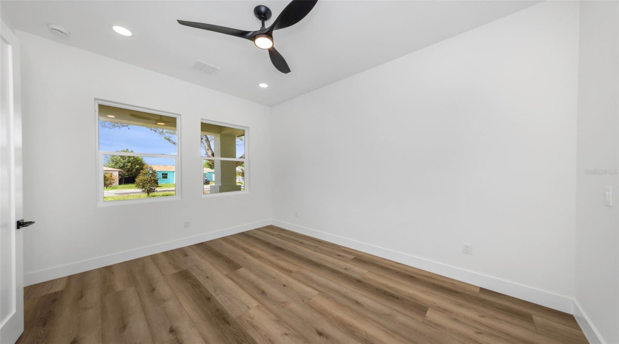 St Petersburg, Florida 33714, 4 Bedroom Bedrooms, ,3 Bathroombathrooms,Residential,For Sale,57Th,0,Mfrtb8496152