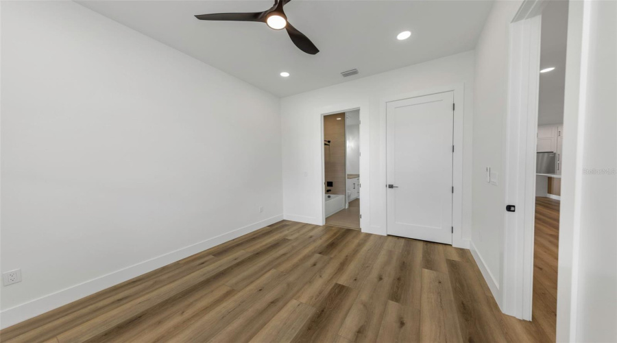 St Petersburg, Florida 33714, 4 Bedroom Bedrooms, ,3 Bathroombathrooms,Residential,For Sale,57Th,0,Mfrtb8496152
