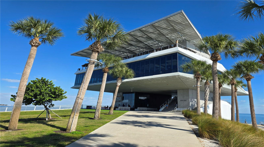 St Petersburg, Florida 33714, 4 Bedroom Bedrooms, ,3 Bathroombathrooms,Residential,For Sale,57Th,0,Mfrtb8496152