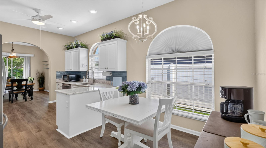 Lakeland, Florida 33809, 3 Bedroom Bedrooms, ,2 Bathroombathrooms,Residential,For Sale,Derby,0,Mfrl4963547