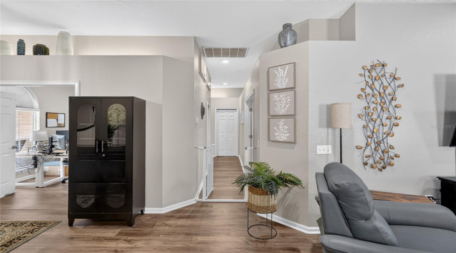 Lakeland, Florida 33809, 3 Bedroom Bedrooms, ,2 Bathroombathrooms,Residential,For Sale,Derby,0,Mfrl4963547