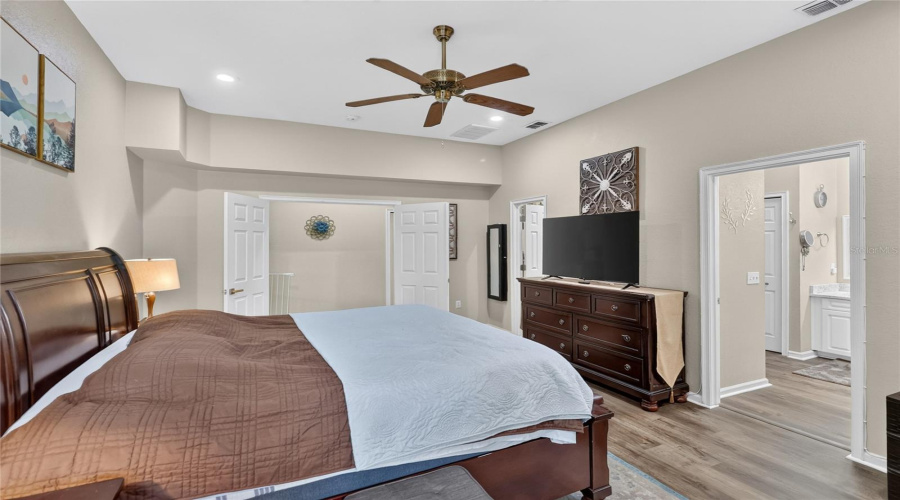 Lakeland, Florida 33809, 3 Bedroom Bedrooms, ,2 Bathroombathrooms,Residential,For Sale,Derby,0,Mfrl4963547