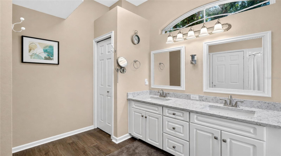 Lakeland, Florida 33809, 3 Bedroom Bedrooms, ,2 Bathroombathrooms,Residential,For Sale,Derby,0,Mfrl4963547
