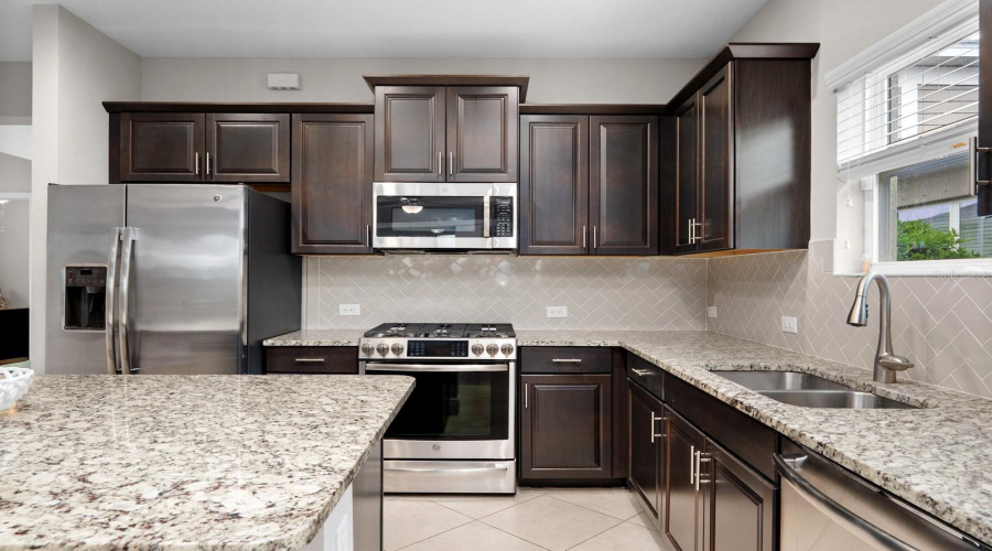 Lithia, Florida 33547, 2 Bedroom Bedrooms, ,2 Bathroombathrooms,Residential,For Sale,Circa Crossing,0,Mfrtb8542415