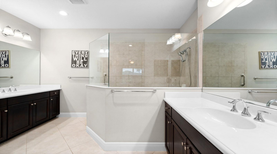 Lithia, Florida 33547, 2 Bedroom Bedrooms, ,2 Bathroombathrooms,Residential,For Sale,Circa Crossing,0,Mfrtb8542415