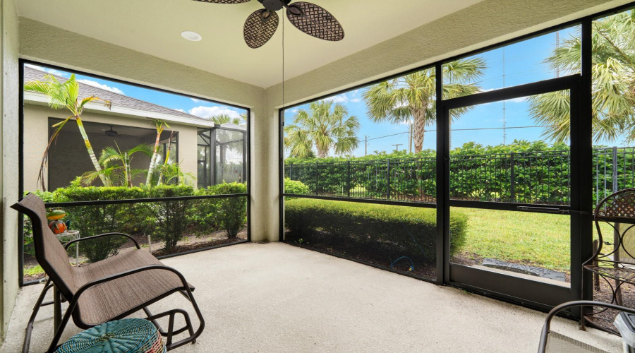 Lithia, Florida 33547, 2 Bedroom Bedrooms, ,2 Bathroombathrooms,Residential,For Sale,Circa Crossing,0,Mfrtb8542415