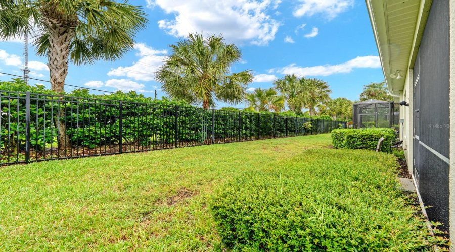 Lithia, Florida 33547, 2 Bedroom Bedrooms, ,2 Bathroombathrooms,Residential,For Sale,Circa Crossing,0,Mfrtb8542415