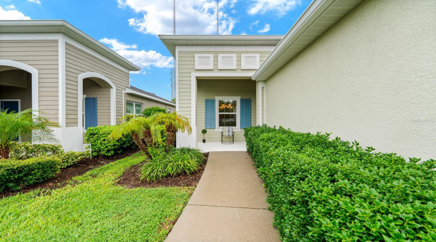 Lithia, Florida 33547, 2 Bedroom Bedrooms, ,2 Bathroombathrooms,Residential,For Sale,Circa Crossing,0,Mfrtb8542415