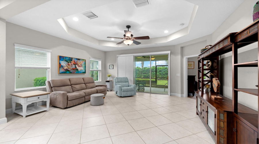 Lithia, Florida 33547, 2 Bedroom Bedrooms, ,2 Bathroombathrooms,Residential,For Sale,Circa Crossing,0,Mfrtb8542415