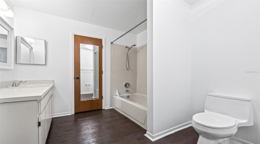 Mulberry, Florida 33860, 2 Bedroom Bedrooms, ,2 Bathroombathrooms,Residential,For Sale,Topher,0,Mfrl4964411