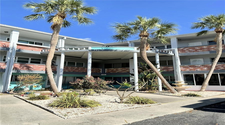 Kenneth City, Florida 33709, 2 Bedroom Bedrooms, ,1 Bathroombathrooms,Residential,For Sale,58Th,0,Mfrtb8494661