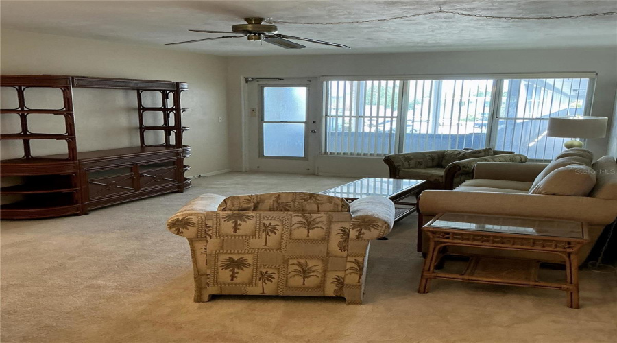 Kenneth City, Florida 33709, 2 Bedroom Bedrooms, ,1 Bathroombathrooms,Residential,For Sale,58Th,0,Mfrtb8494661