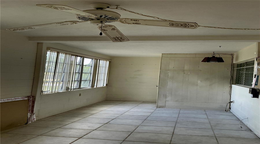Kenneth City, Florida 33709, 2 Bedroom Bedrooms, ,1 Bathroombathrooms,Residential,For Sale,58Th,0,Mfrtb8494661