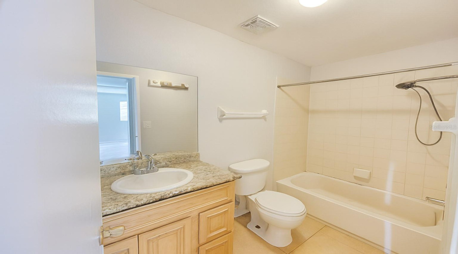 Largo, Florida 33771, 3 Bedroom Bedrooms, ,2 Bathroombathrooms,Residential,For Sale,Country Club Dr,0,Mfrtb8443656