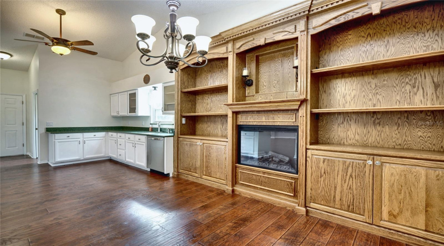Leesburg, Florida 34748, 3 Bedroom Bedrooms, ,2 Bathroombathrooms,Residential,For Sale,Glen Eagle,0,Mfro6436929