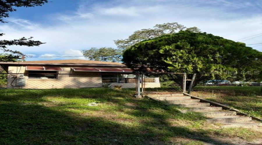 Tampa, Florida 33607, 2 Bedroom Bedrooms, ,1 Bathroombathrooms,Residential,For Sale,Cherry,0,Mfrtb8542771