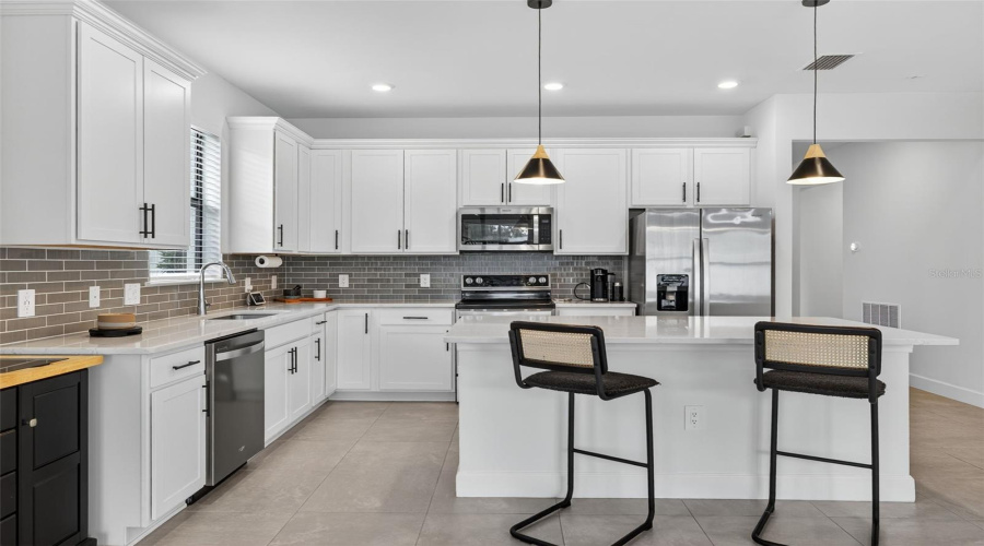 Bradenton, Florida 34212, 4 Bedroom Bedrooms, ,2 Bathroombathrooms,Residential,For Sale,Wigeon,0,Mfra4659772