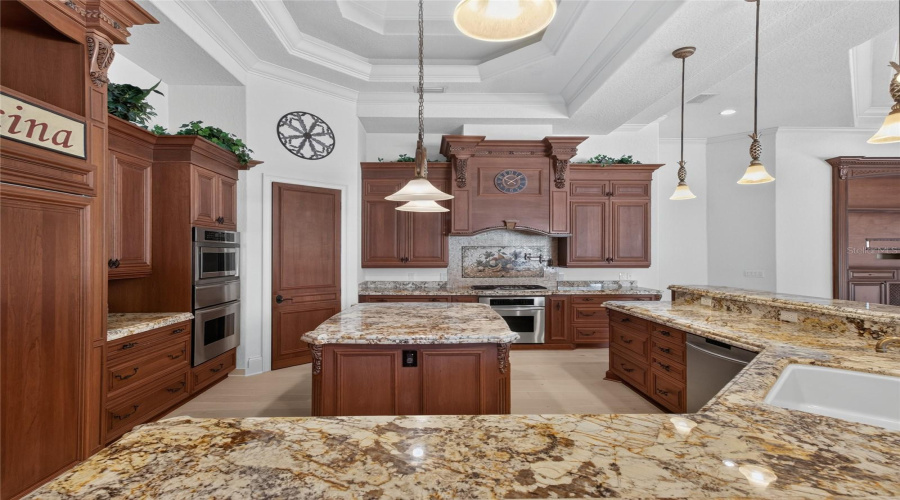 Sanford, Florida 32771, 5 Bedroom Bedrooms, ,7 Bathroombathrooms,Residential,For Sale,Islewood,0,Mfro6433414