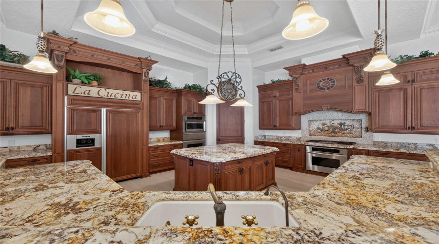 Sanford, Florida 32771, 5 Bedroom Bedrooms, ,7 Bathroombathrooms,Residential,For Sale,Islewood,0,Mfro6433414