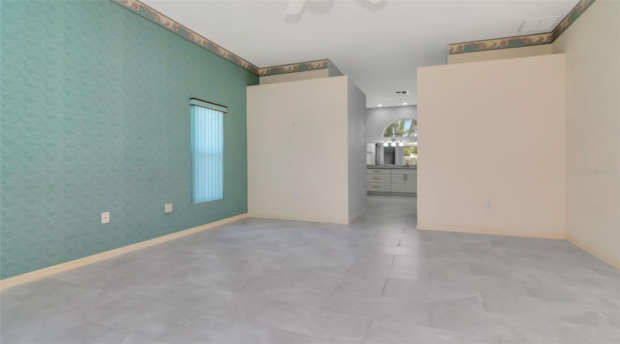 Lakeland, Florida 33812, 4 Bedroom Bedrooms, ,2 Bathroombathrooms,Residential,For Sale,Tanasi,0,Mfrtb8514502