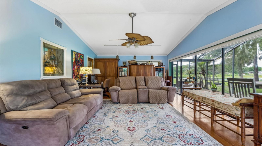 Eustis, Florida 32726, 3 Bedroom Bedrooms, ,2 Bathroombathrooms,Residential,For Sale,Fairway,0,Mfro6436910