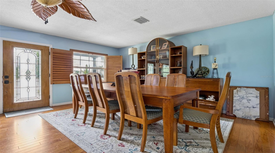 Eustis, Florida 32726, 3 Bedroom Bedrooms, ,2 Bathroombathrooms,Residential,For Sale,Fairway,0,Mfro6436910