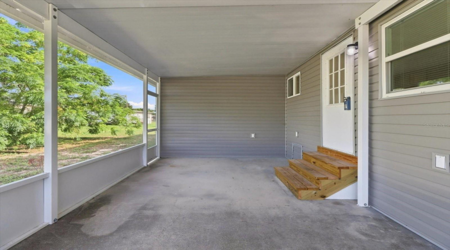 Covered, Newly Screened Front Porch