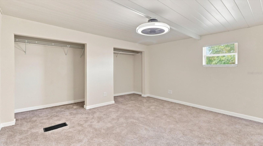 Master Bedroom W/ New Carpeting, New Ceiling Fan/Lighting Fixture &Amp; Full Width Closet