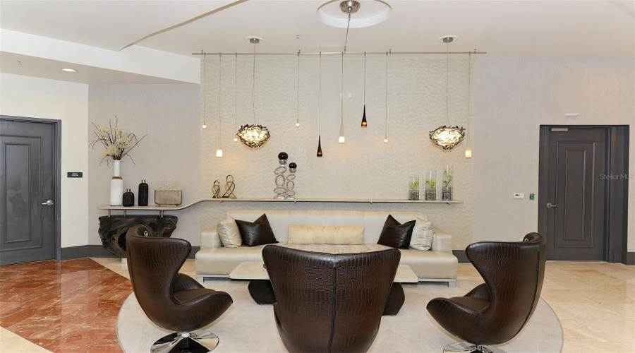 Rivo Lobby
