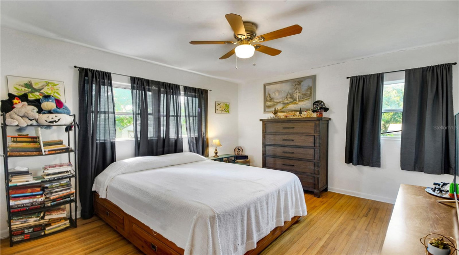 Fruitland Park, Florida 34731, 3 Bedroom Bedrooms, ,1 Bathroombathrooms,Residential,For Sale,Park,0,Mfrg5115436