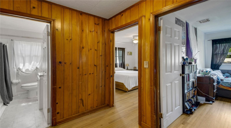 Fruitland Park, Florida 34731, 3 Bedroom Bedrooms, ,1 Bathroombathrooms,Residential,For Sale,Park,0,Mfrg5115436